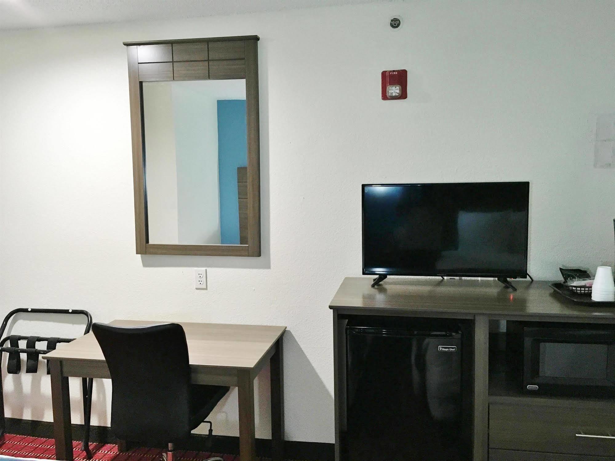 Americas Best Value Inn Декейтер Экстерьер фото