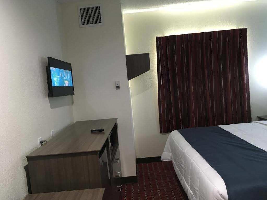 Americas Best Value Inn Декейтер Экстерьер фото